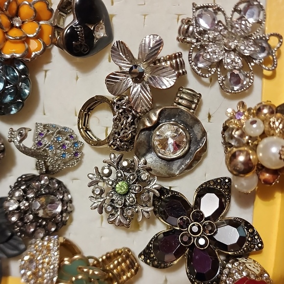 Rings - Picture 5 of 7